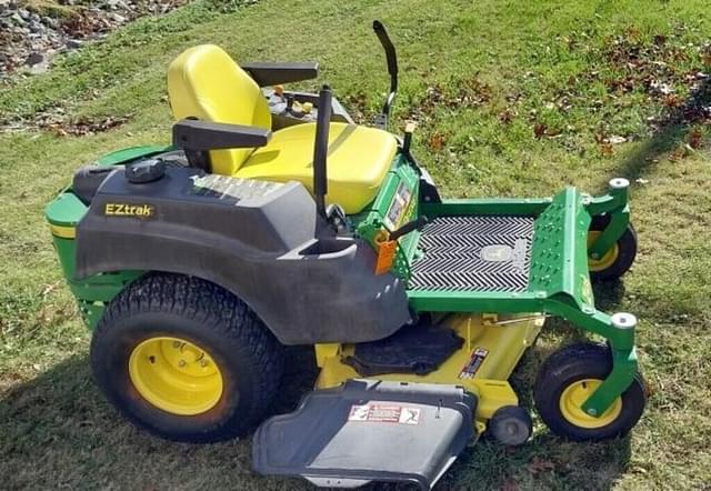 Image of John Deere Z435 equipment image 2