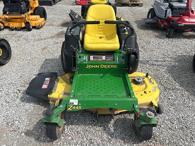 Image of John Deere Z445 equipment image 1