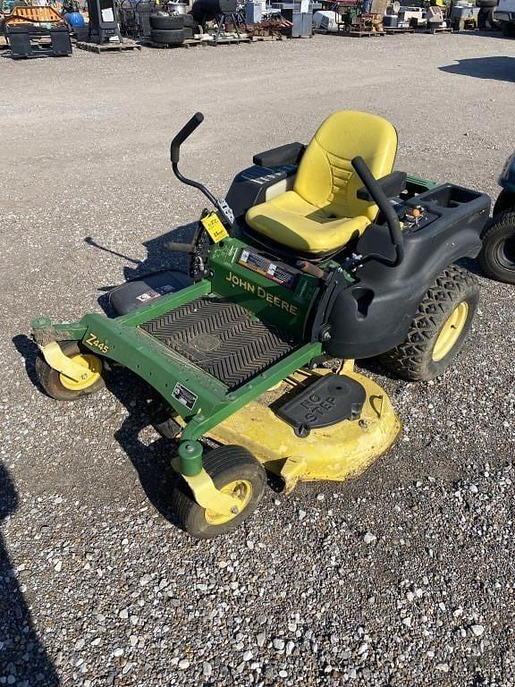 Image of John Deere Z445 Image 0