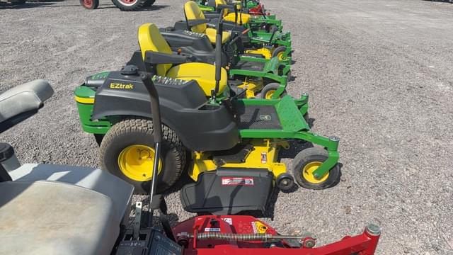 Image of John Deere Z445 equipment image 3