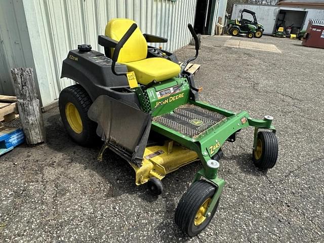 Image of John Deere Z445 equipment image 3