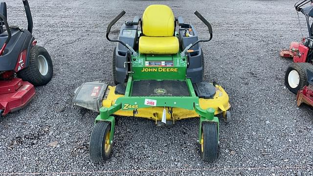 Image of John Deere Z445 equipment image 1