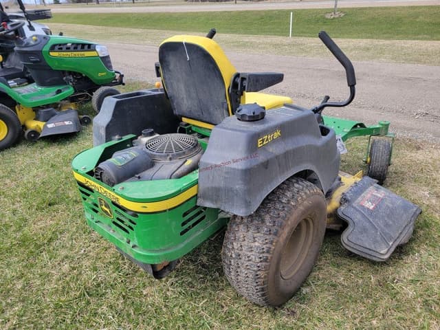 Image of John Deere Z445 equipment image 2