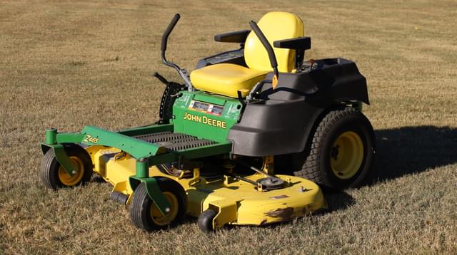 Image of John Deere Z465 equipment image 2