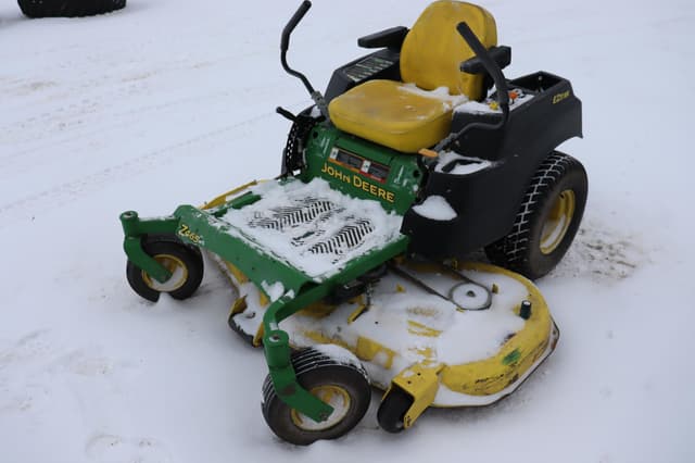 Image of John Deere Z465 equipment image 2