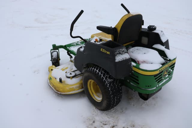 Image of John Deere Z465 equipment image 4