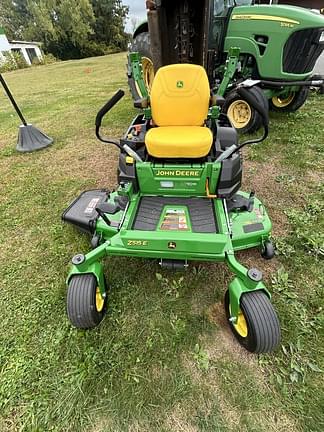 Image of John Deere Z515E equipment image 1