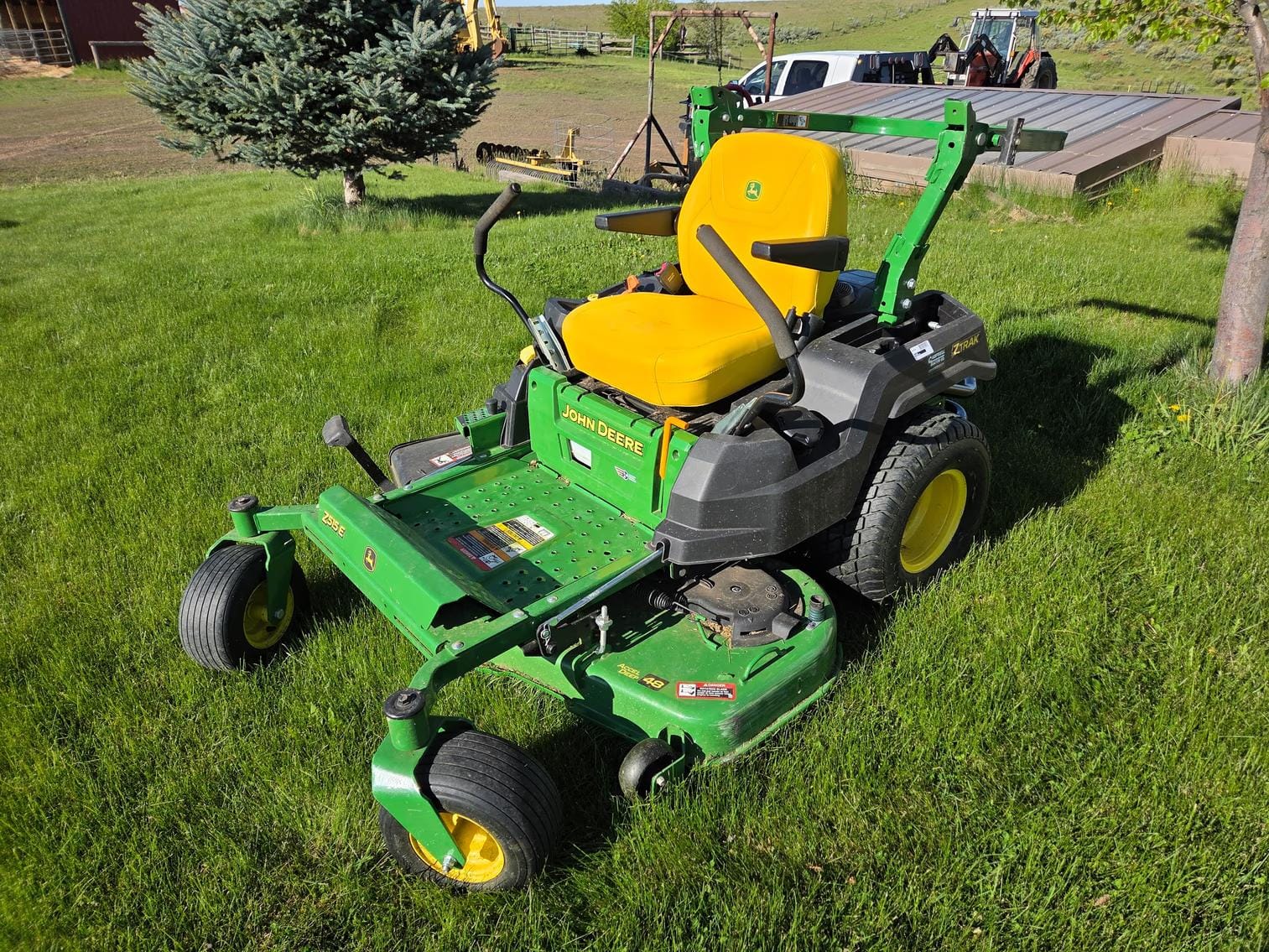 John Deere Z515E Equipment Image0