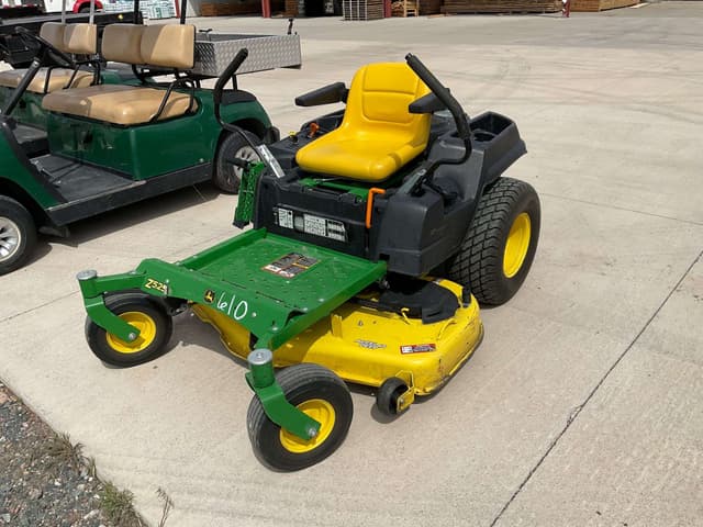 Image of John Deere Z525E equipment image 1