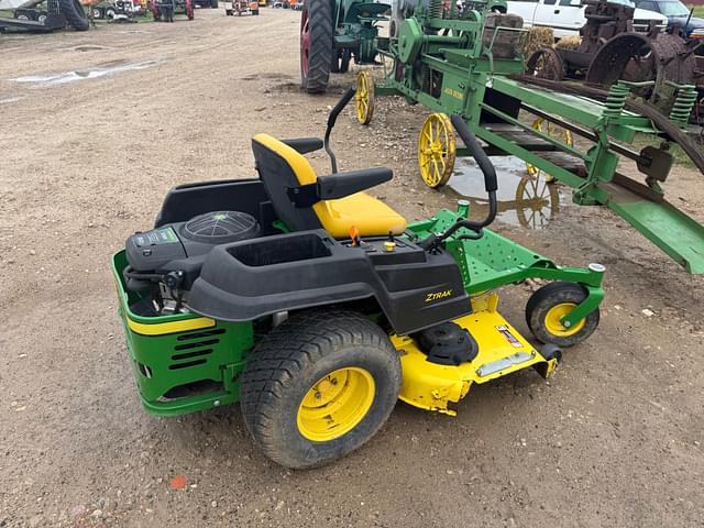Image of John Deere Z525E equipment image 2