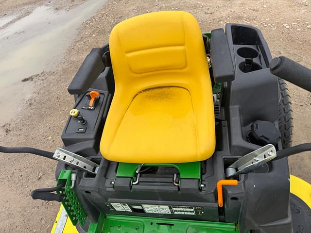 Image of John Deere Z525E equipment image 4