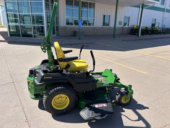 Image of John Deere Z530M equipment image 2