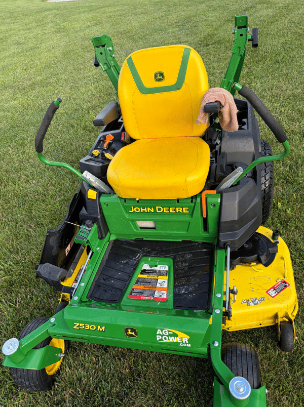 Image of John Deere Z530M equipment image 2