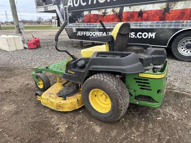 Image of John Deere Z535M equipment image 1