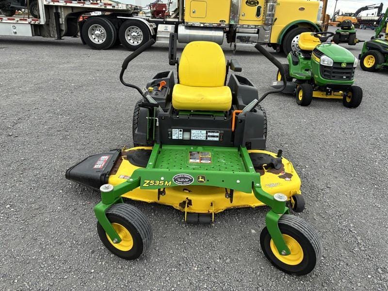 John Deere Z535M Equipment Image0