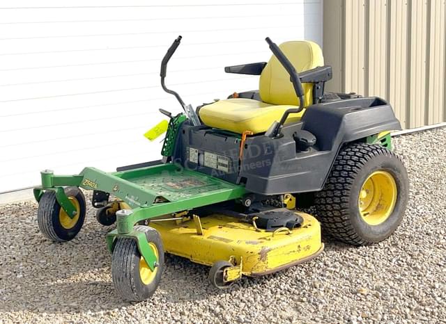 Image of John Deere Z540M equipment image 1