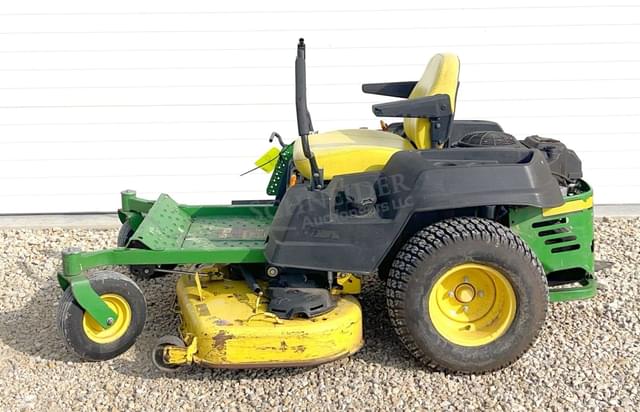 Image of John Deere Z540M equipment image 3