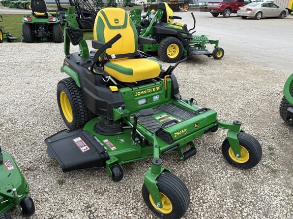 John Deere Z545R Equipment Image0