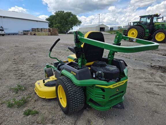 Image of John Deere Z545R equipment image 2