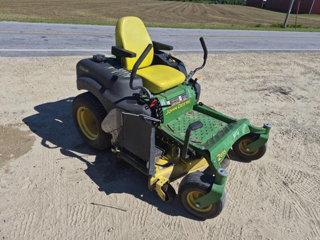 Image of John Deere Z655 equipment image 3