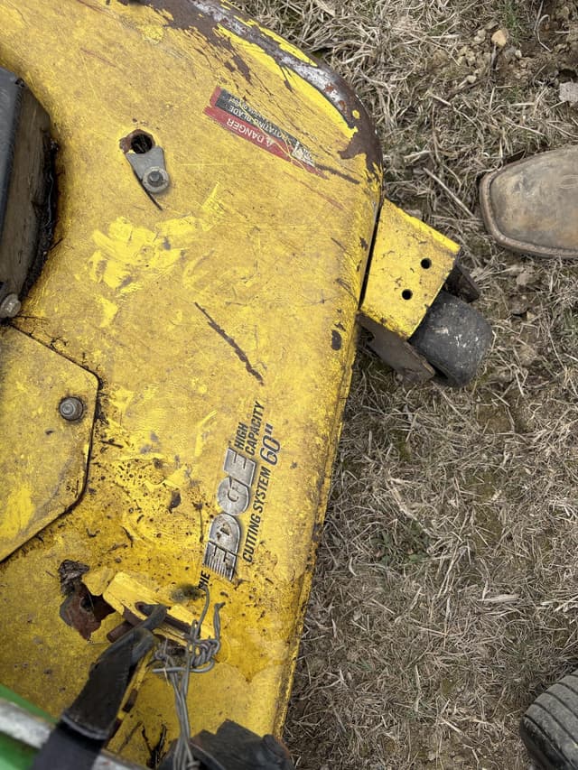 Image of John Deere Z665 equipment image 2