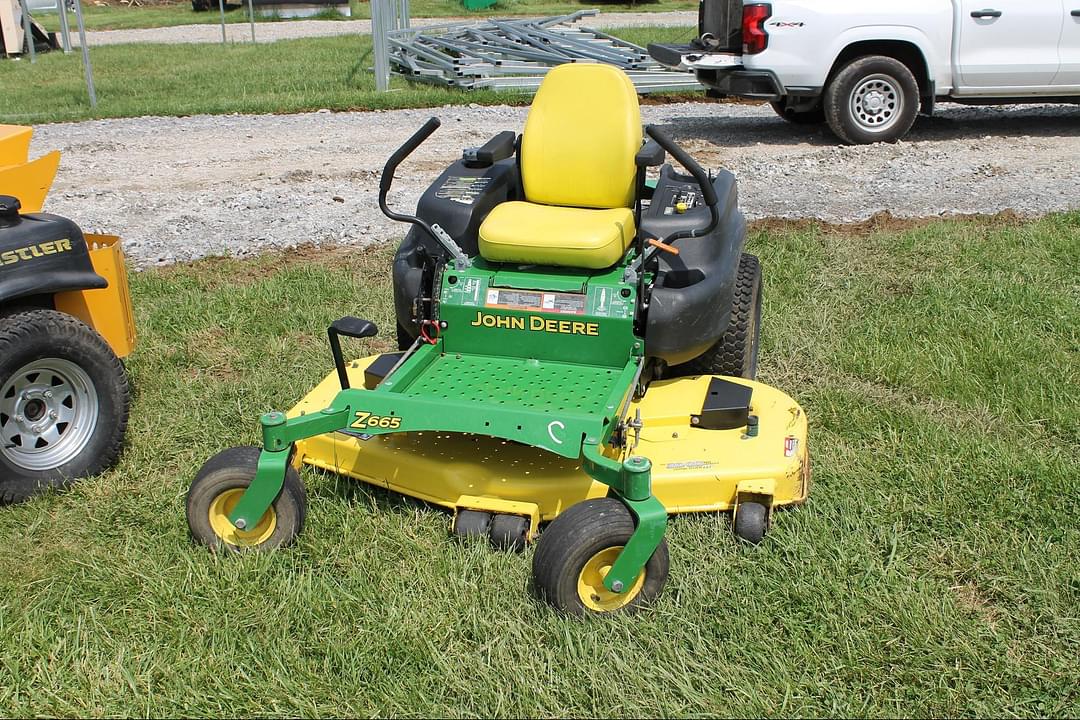 Image of John Deere Z665 Primary image