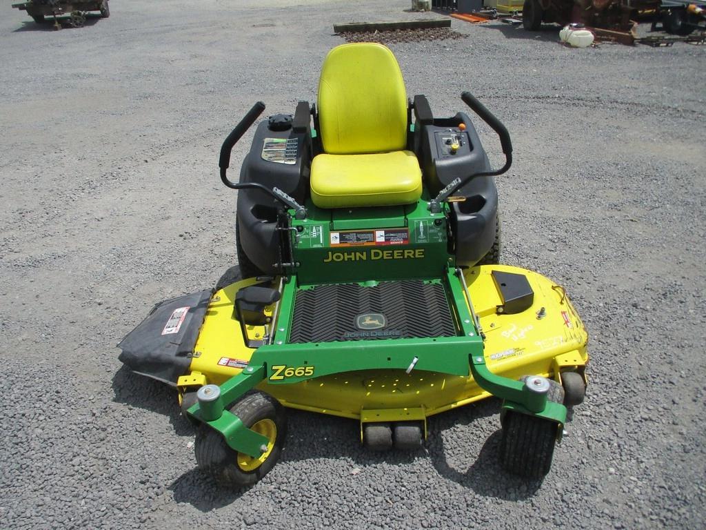 Image of John Deere Z665 Primary image
