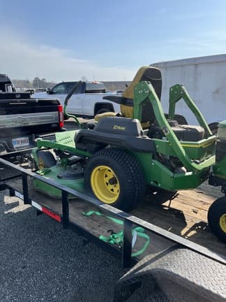 Image of John Deere Z735M equipment image 4