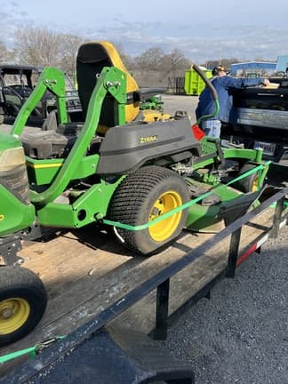 Image of John Deere Z735M equipment image 3