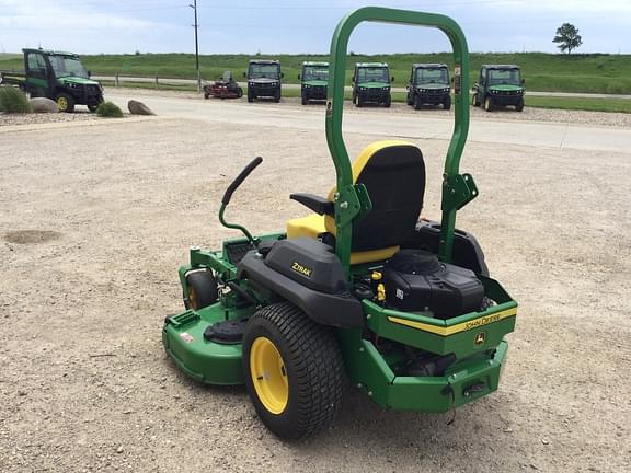 Image of John Deere Z735M equipment image 4