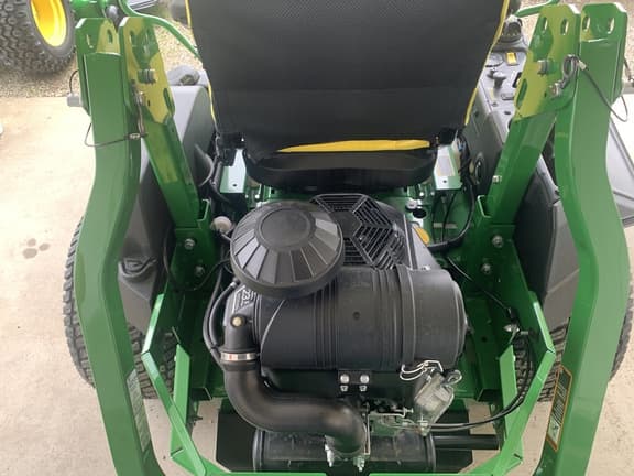 Image of John Deere Z740R equipment image 4