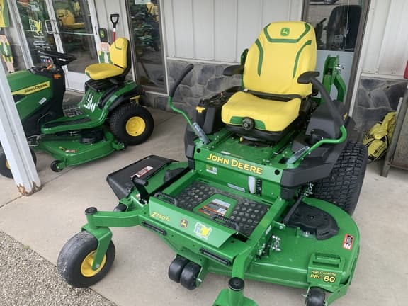 Image of John Deere Z740R equipment image 3