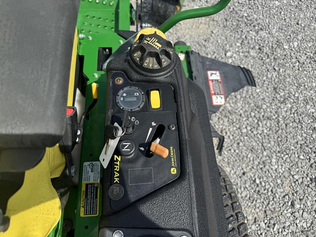 Image of John Deere Z740R equipment image 4