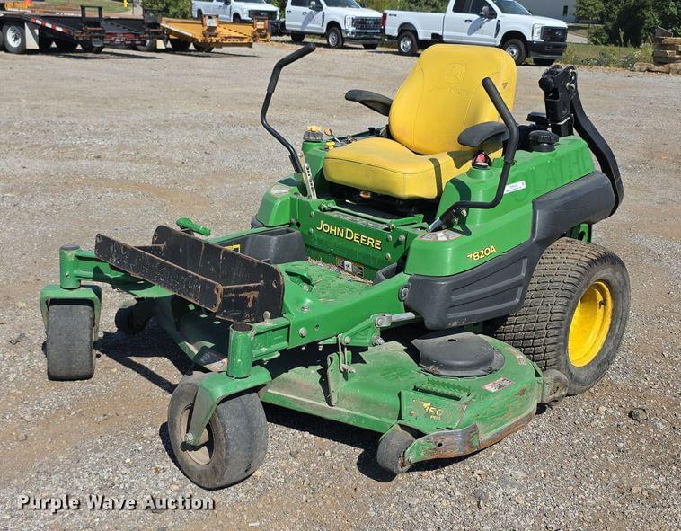 Image of John Deere Z820A Primary image