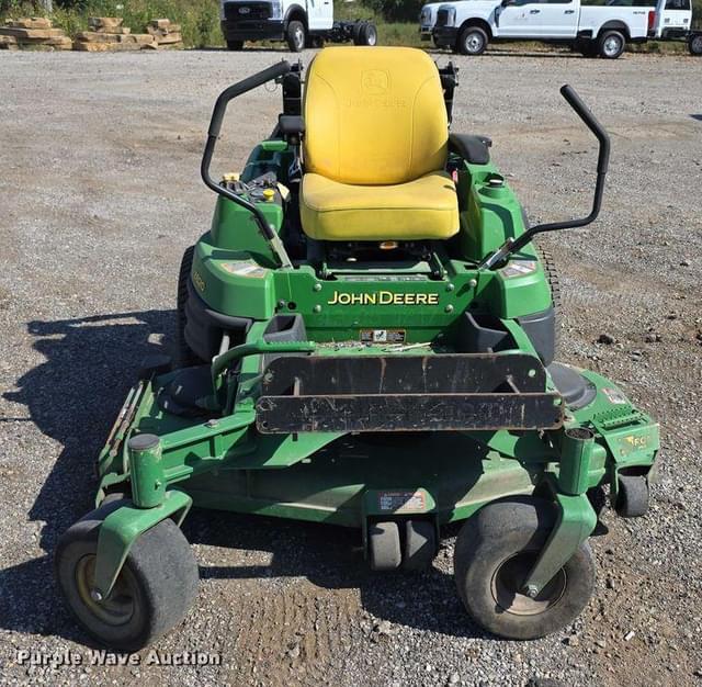 Image of John Deere Z820A equipment image 1
