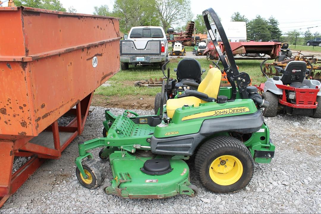 Image of John Deere Z830A Primary image