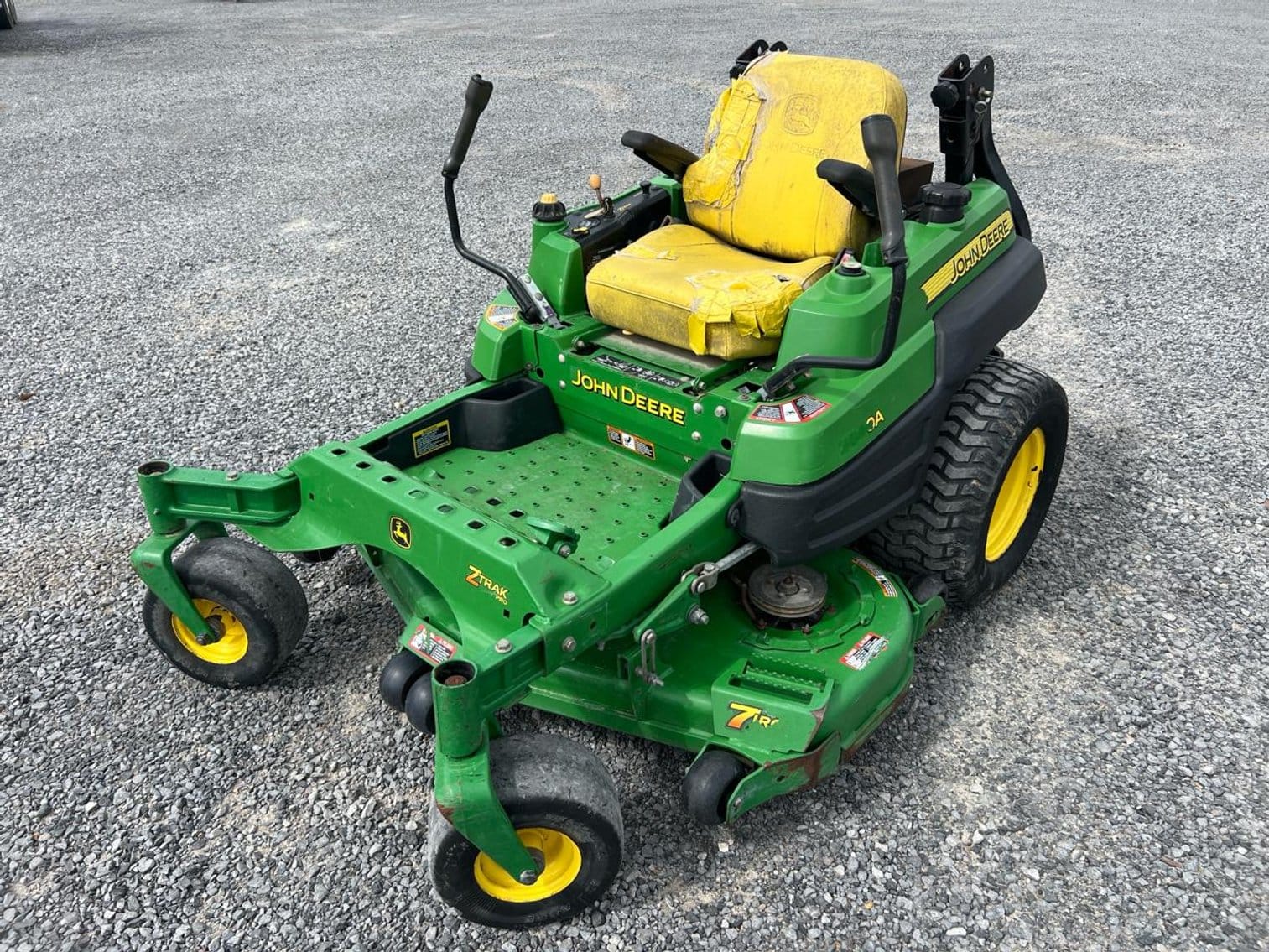John Deere Z840A Equipment Image0
