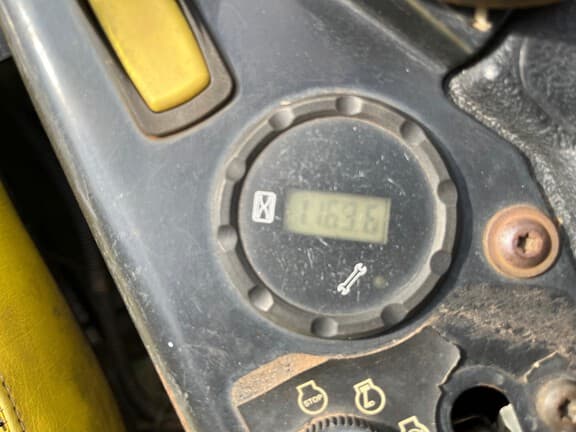 Image of John Deere Z915B Image 1