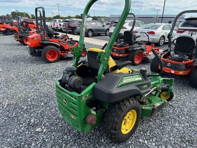 Image of John Deere Z915B equipment image 3