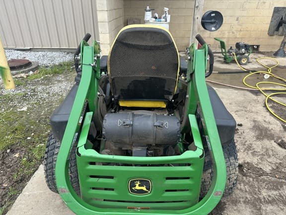 Image of John Deere Z915E equipment image 1