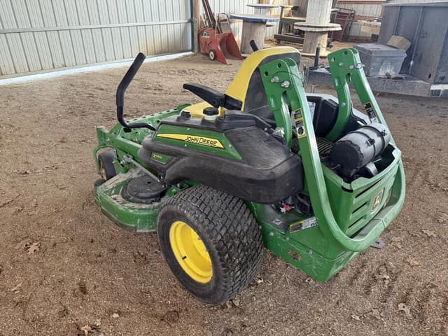 Image of John Deere Z915E equipment image 1