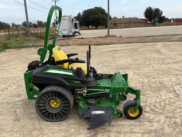 Image of John Deere Z915E equipment image 4