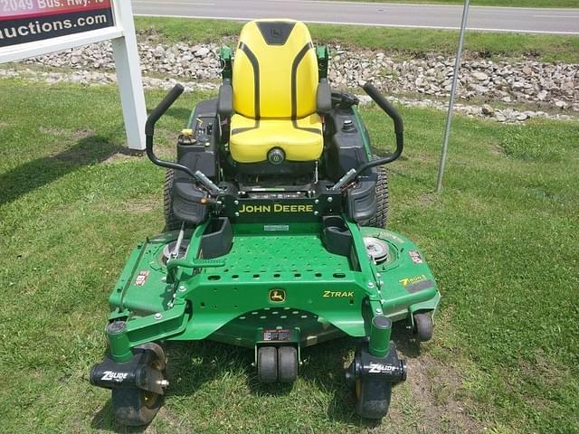 Image of John Deere Z915E equipment image 1