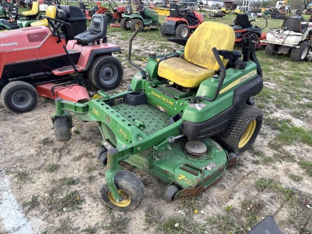 Image of John Deere ZTrak Primary image