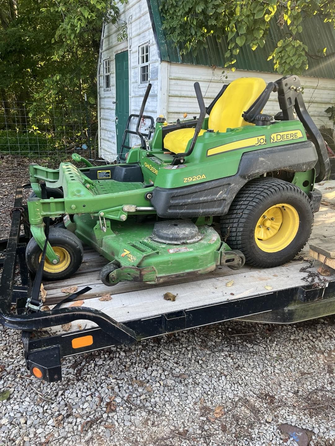 Image of John Deere Z920A Image 1