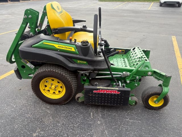 Image of John Deere Z920M equipment image 3
