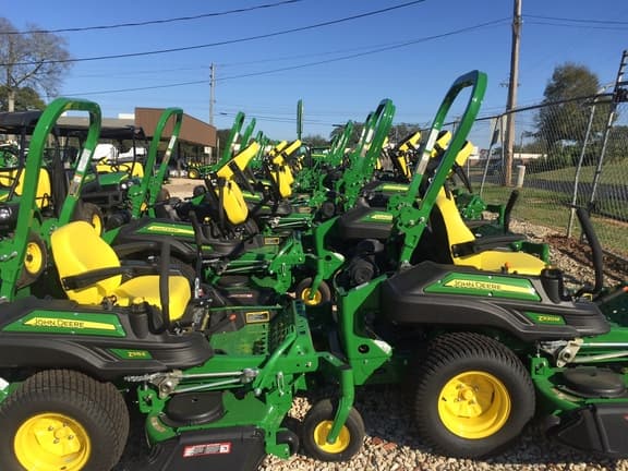 Image of John Deere Z920M equipment image 2