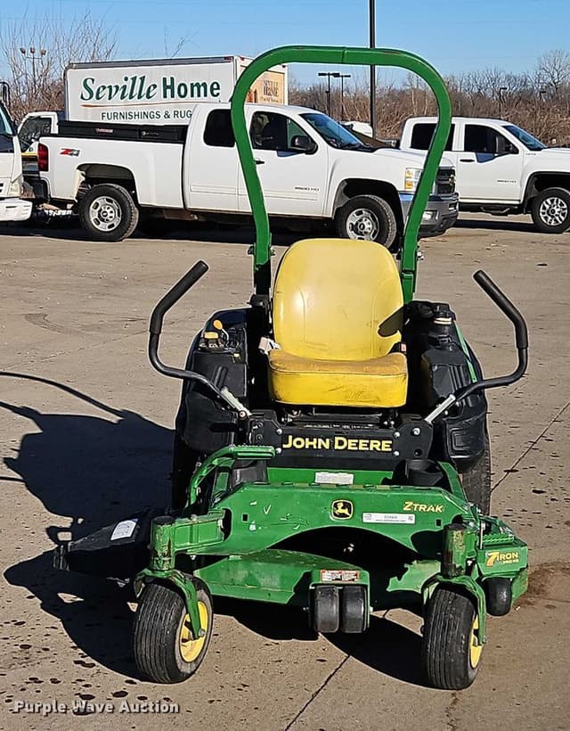 Image of John Deere Z920M equipment image 1