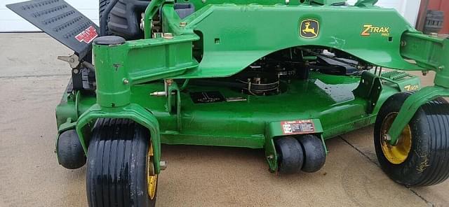 Image of John Deere Z925A equipment image 4