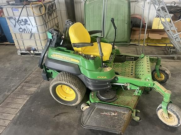 Image of John Deere Z930A equipment image 3